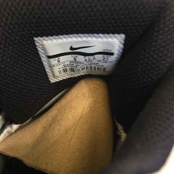 Nike Mens Air Force Max White Black Sneakers - Picture 5 of 9